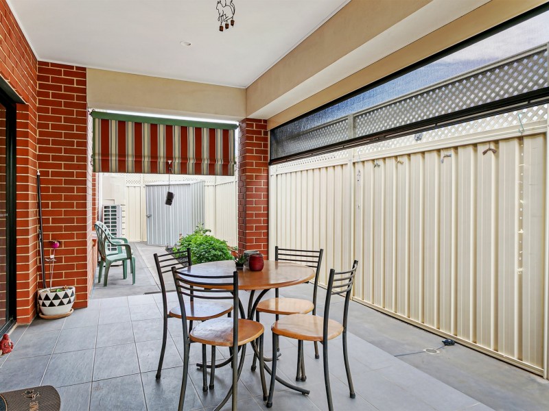 2 Frobisher Ave, Flinders Park SA 5025