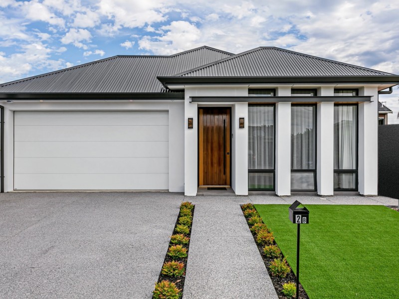 2b Polynesia Grove, West Lakes SA 5021