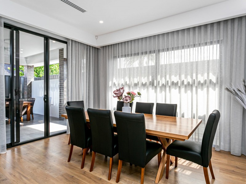 2b Polynesia Grove, West Lakes SA 5021