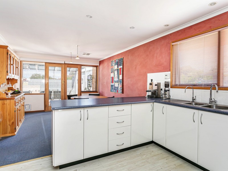 1 Bunker Court, Seaton SA 5023