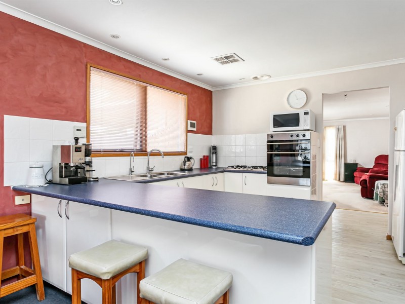 1 Bunker Court, Seaton SA 5023