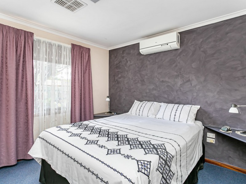 1 Bunker Court, Seaton SA 5023