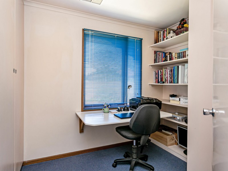 1 Bunker Court, Seaton SA 5023