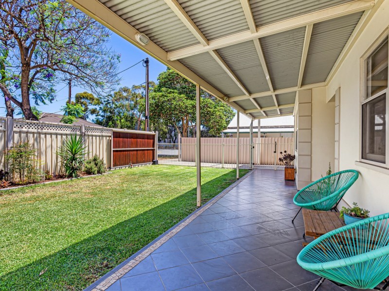 1/5 Honeyton Street, Seaton SA 5023