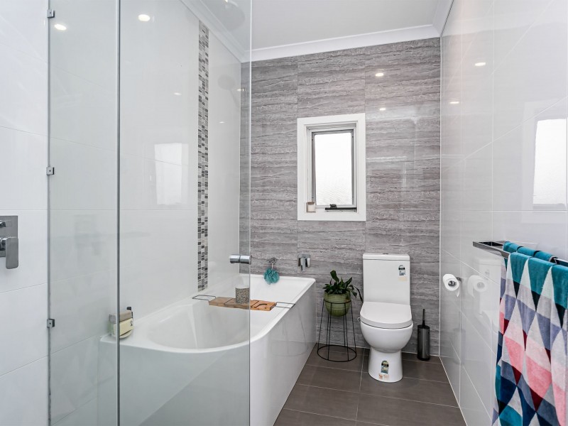 1/5 Honeyton Street, Seaton SA 5023