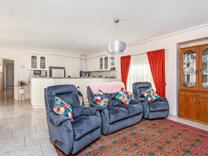 6 Rosalia Court, Kidman Park SA 5025