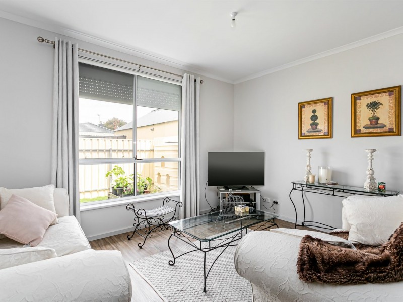 18 Maple Avenue, Royal Park SA 5014