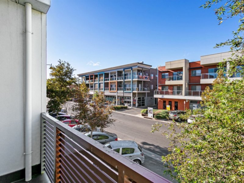 16 Goodall Parade, Mawson Lakes SA 5095