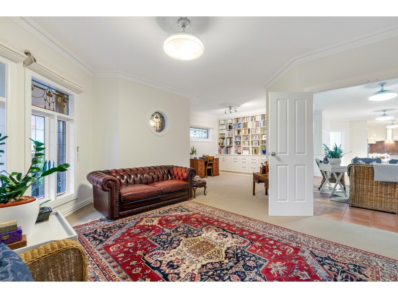 4 Tennyson Heights Court, Tennyson SA 5022