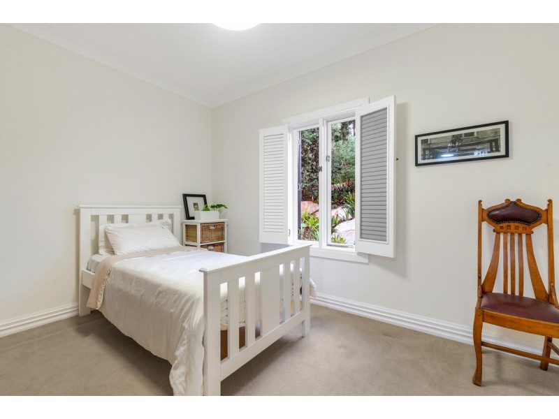 4 Tennyson Heights Court, Tennyson SA 5022