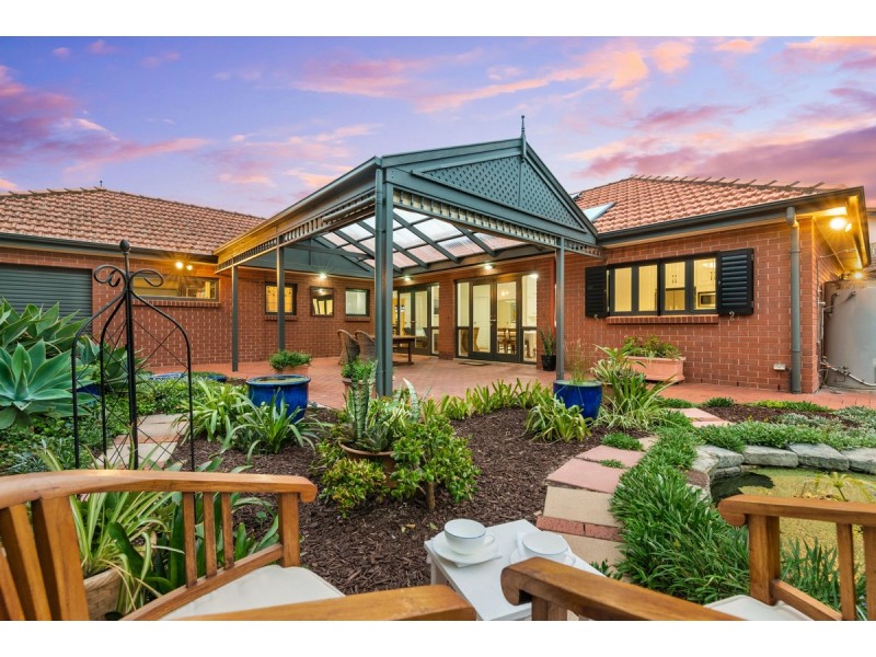 4 Tennyson Heights Court, Tennyson SA 5022