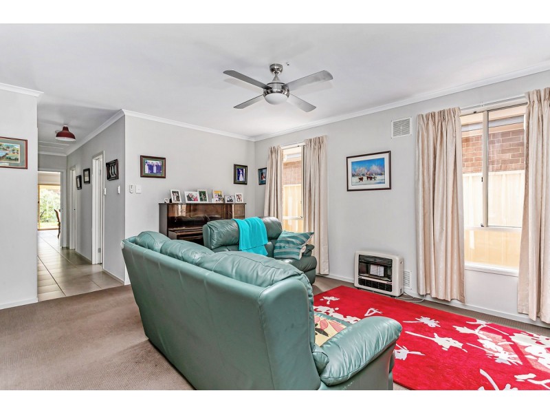 6A Kinross Avenue, Seaton SA 5023