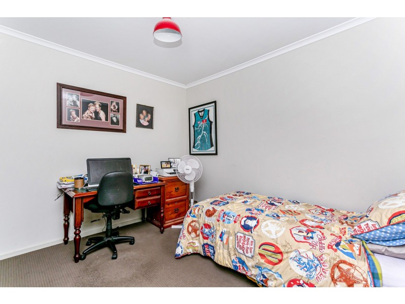 6A Kinross Avenue, Seaton SA 5023