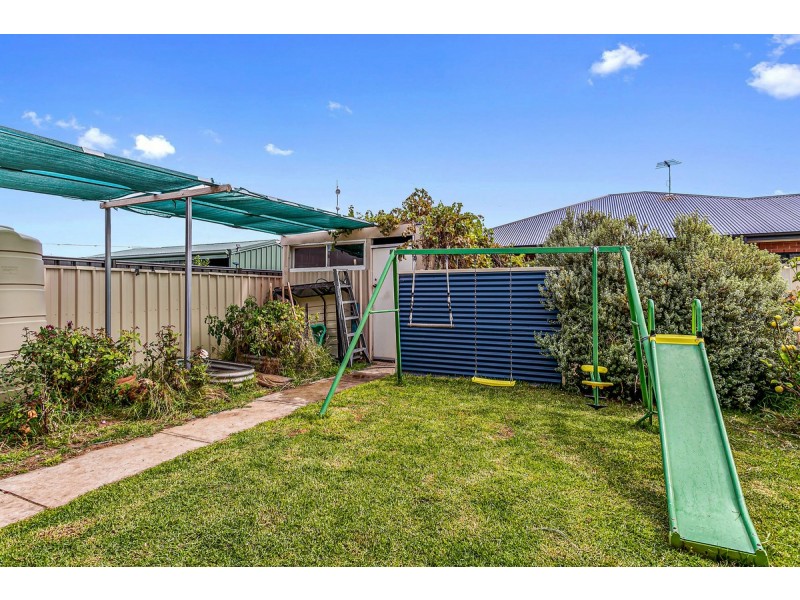 6A Kinross Avenue, Seaton SA 5023