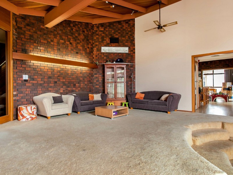 4 Lytham Place, West Lakes SA 5021