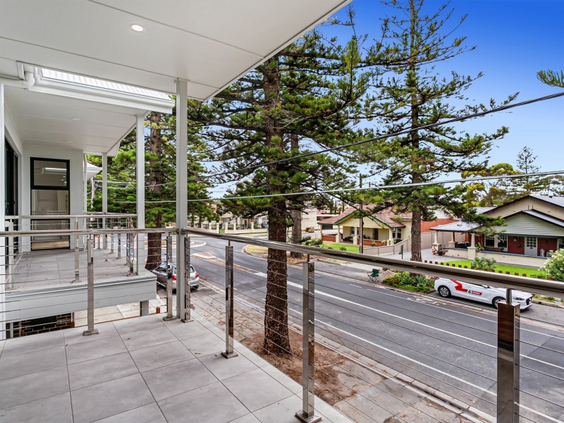 35 East Terrace, Henley Beach SA 5022