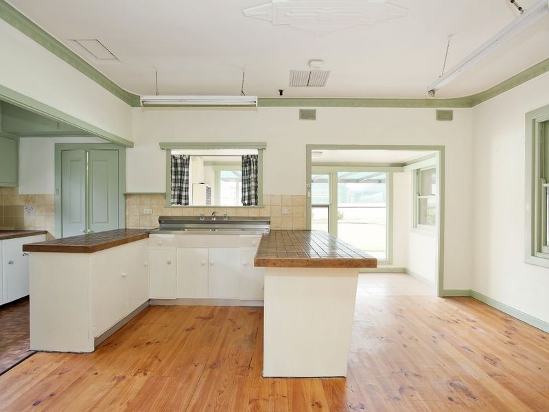 7 Munro Avenue, Seaton SA 5023