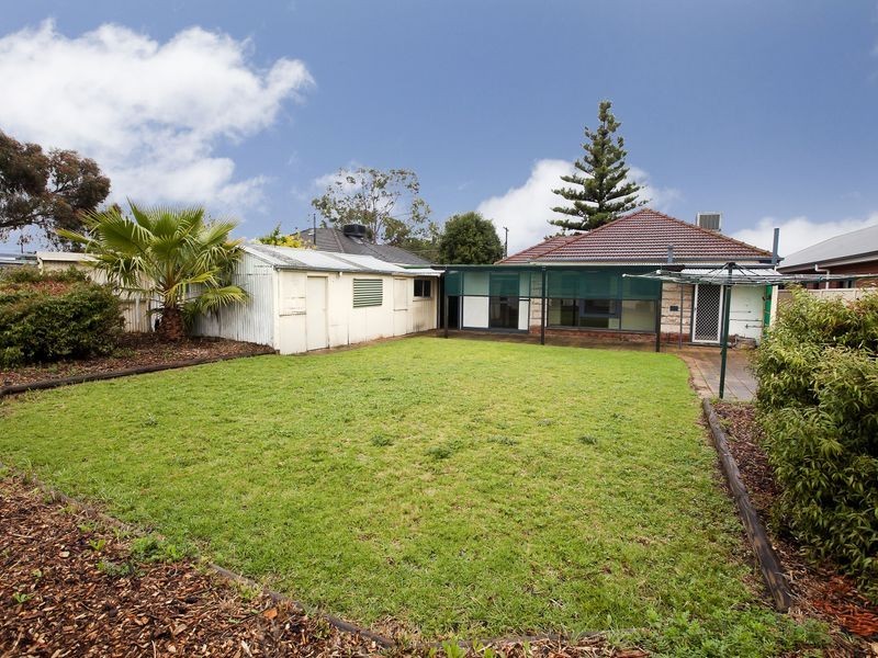 7 Munro Avenue, Seaton SA 5023