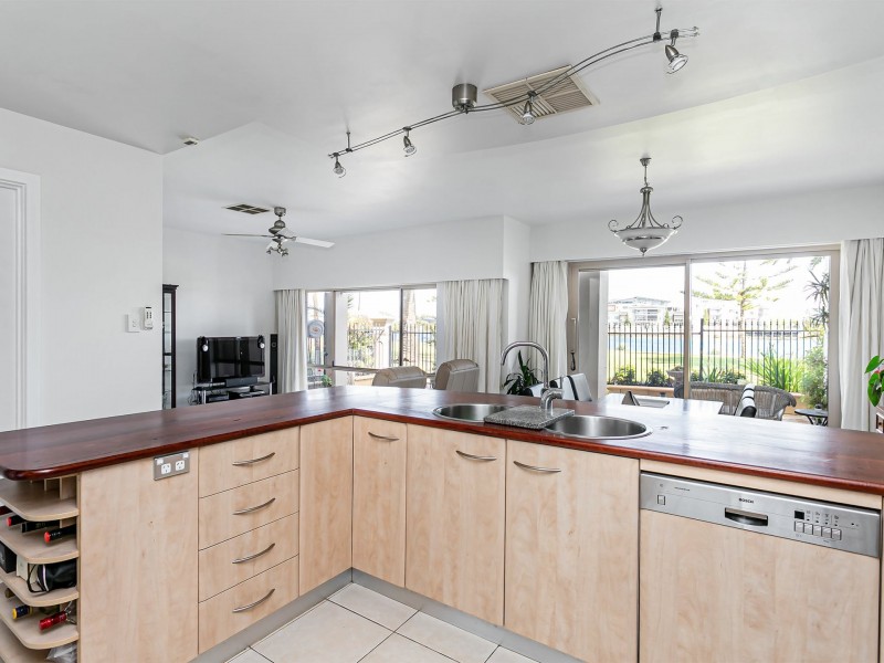 5 Sarnia Way, Port Adelaide SA 5015