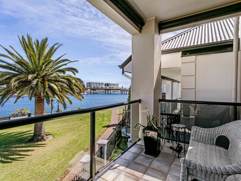 5 Sarnia Way, Port Adelaide SA 5015
