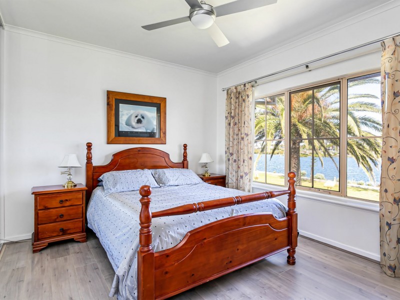 5 Sarnia Way, Port Adelaide SA 5015