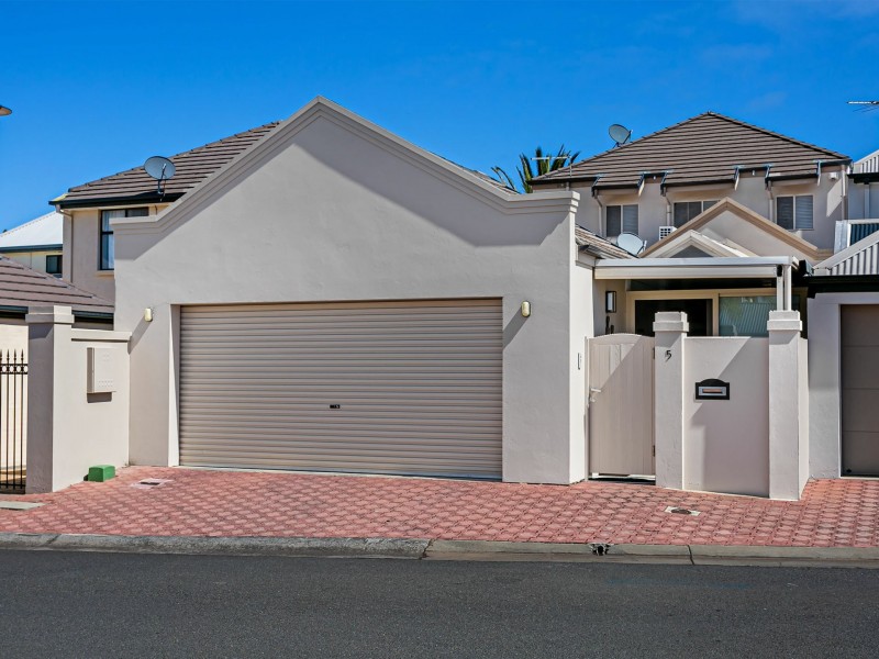 5 Sarnia Way, Port Adelaide SA 5015