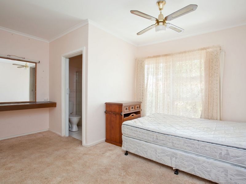 9 Henderson Street, Henley Beach SA 5022