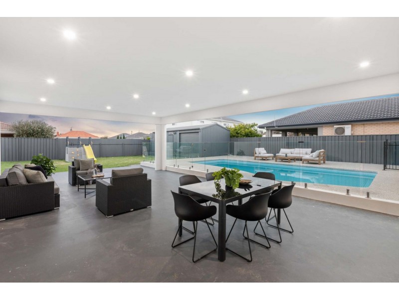 61 Russ Avenue, Seaton SA 5023