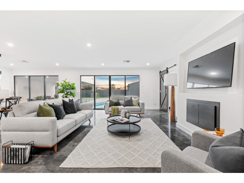 61 Russ Avenue, Seaton SA 5023