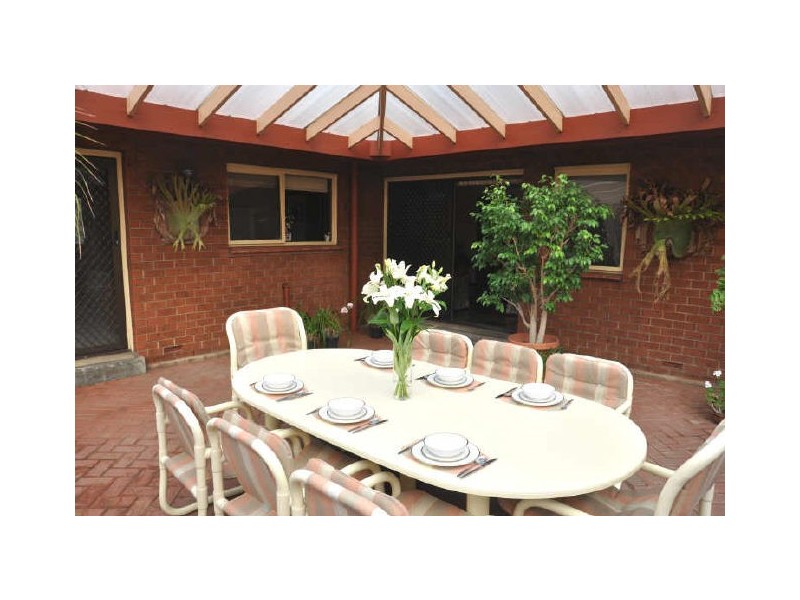 32 Maramba Avenue, West Lakes SA 5021