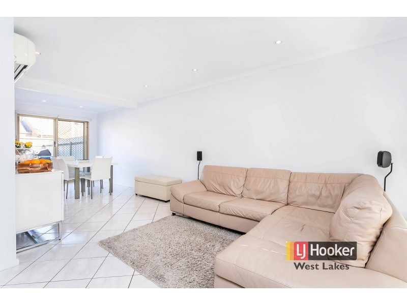 2/10 Tim Hunt Way, Peterhead SA 5016