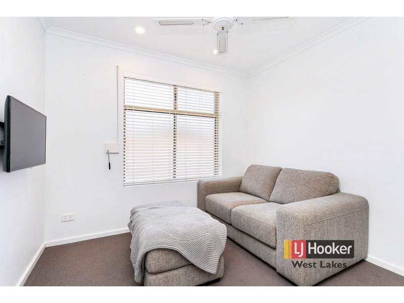 2/10 Tim Hunt Way, Peterhead SA 5016