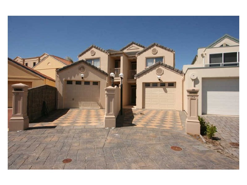 17a Gulf Point Drive, North Haven SA 5018
