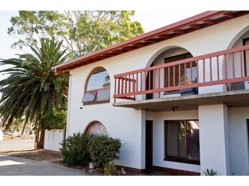 4/9a Clark Terrace, Seaton SA 5023