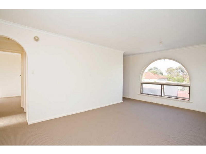 4/9a Clark Terrace, Seaton SA 5023