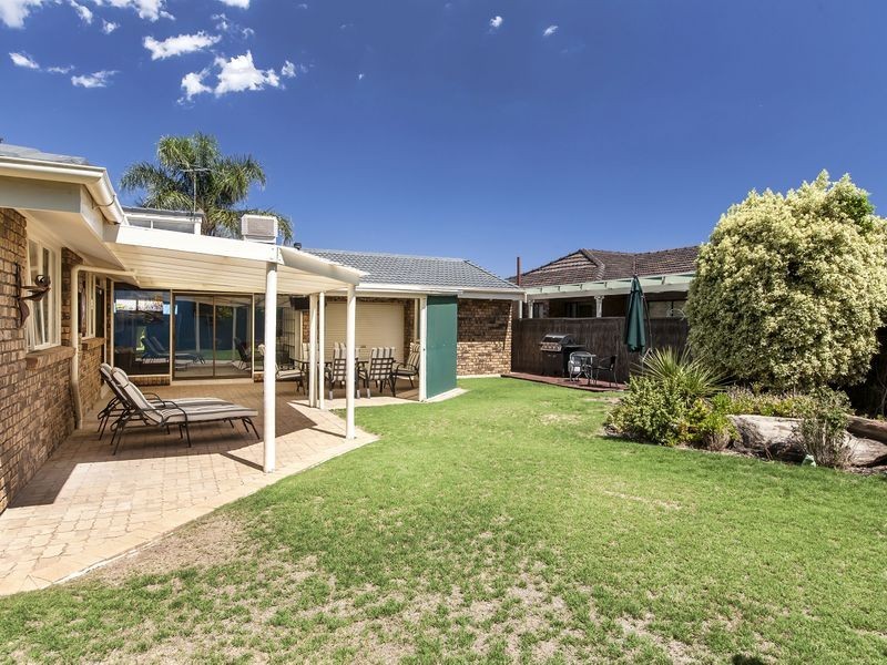 4 Tahiti Place, West Lakes SA 5021