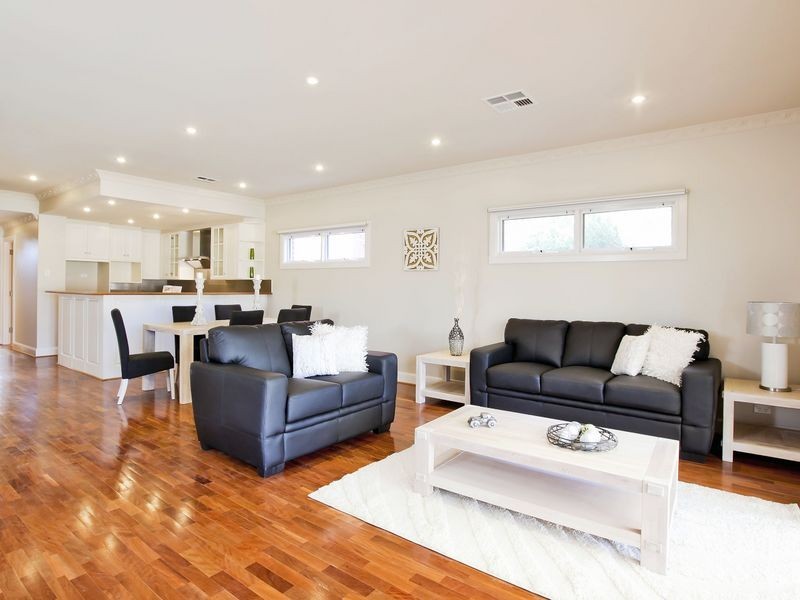 37 St Andrews Way, West Lakes SA 5021