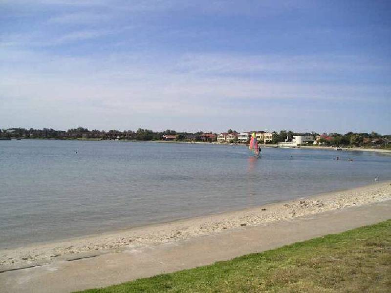 7 Tuart Place, West Lakes SA 5021