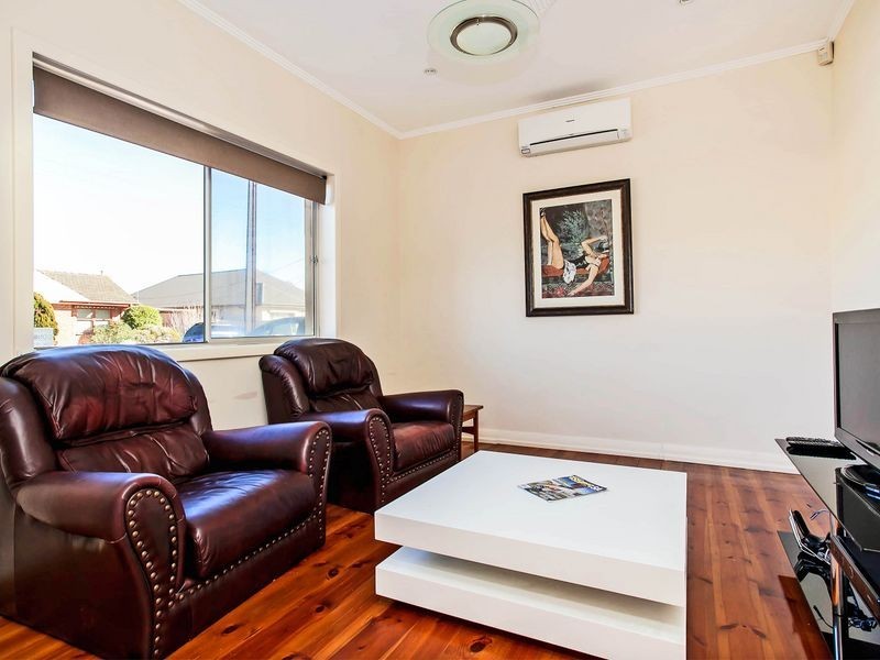 15 Agnes Street, Seaton SA 5023