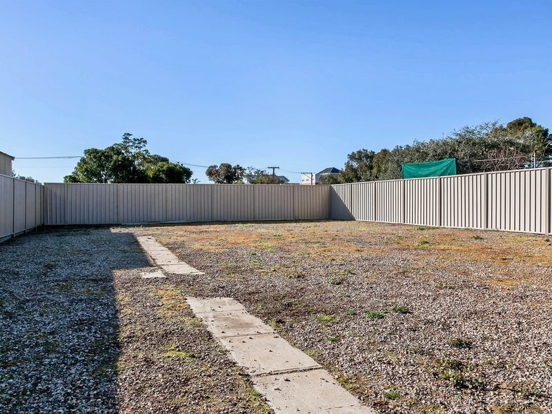 15 Agnes Street, Seaton SA 5023