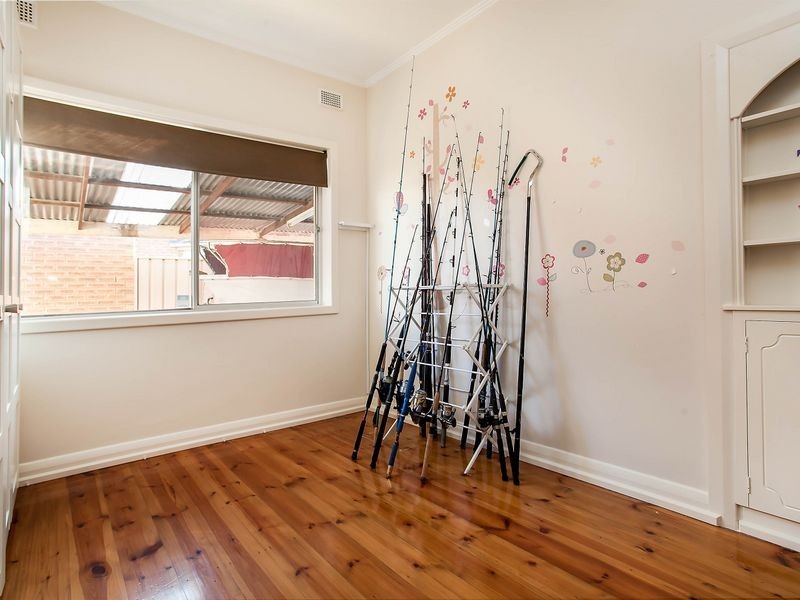 15 Agnes Street, Seaton SA 5023