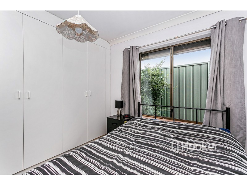 1 Lomond Court, West Lakes SA 5021