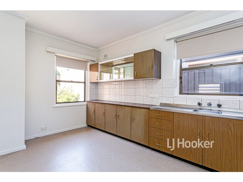 15 Phillip Street, Henley Beach South SA 5022
