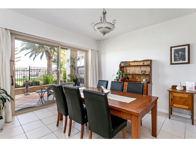 5 Sarnia Way, Port Adelaide SA 5015