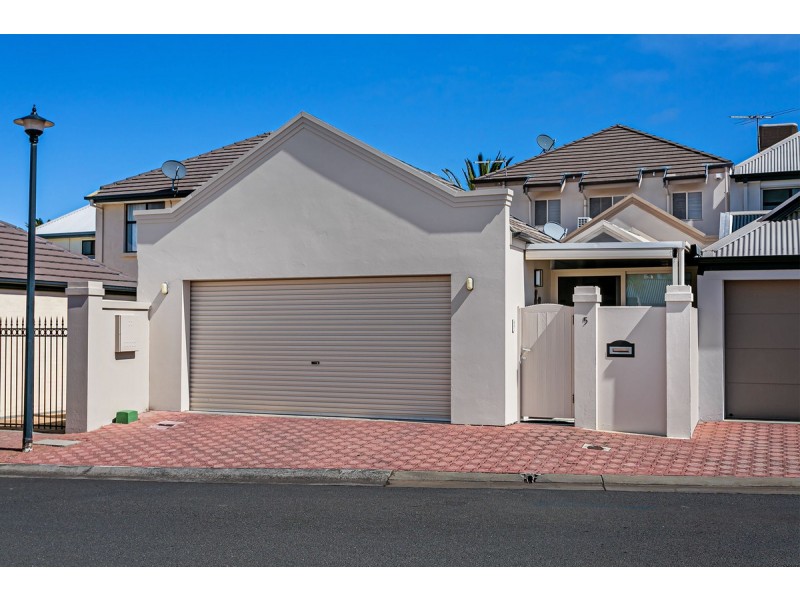 5 Sarnia Way, Port Adelaide SA 5015