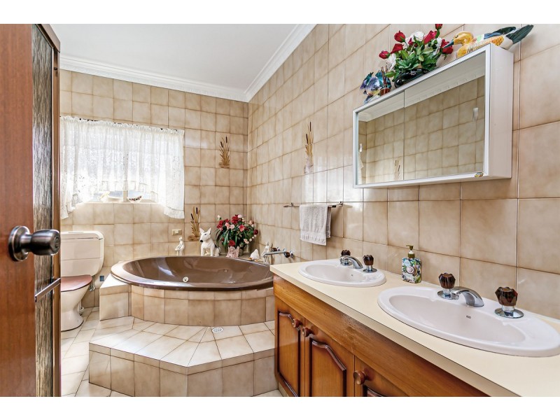 3 Shore Court, West Lakes Shore SA 5020