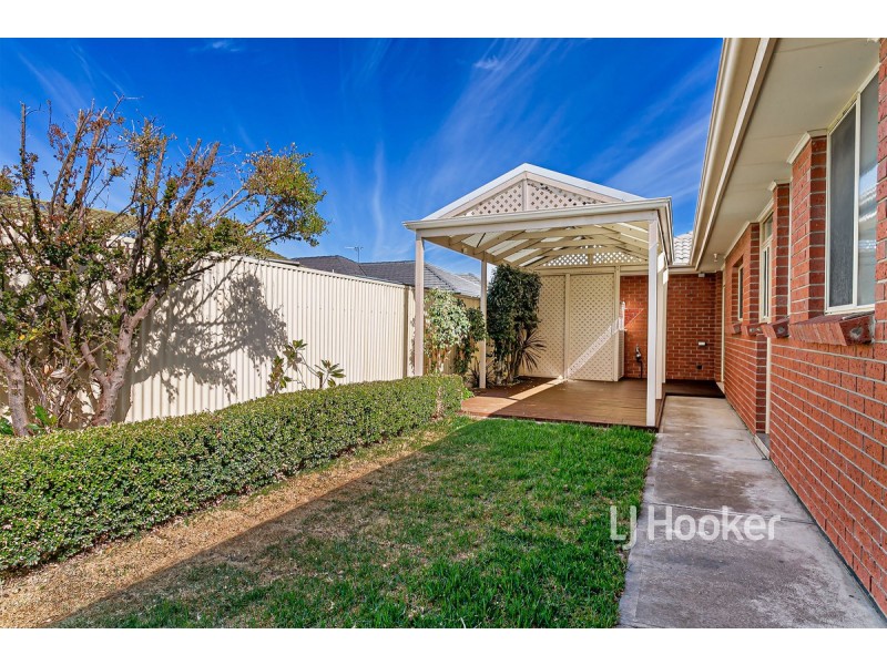 17b Raymond Avenue, Seaton SA 5023