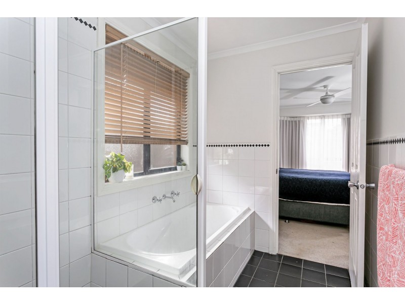 14 Moore Street, Birkenhead SA 5015