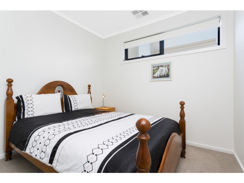 17 Crighton Avenue, Royal Park SA 5014