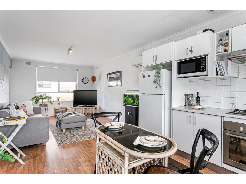 12/16 – 18 West Beach Road, West Beach SA 5024